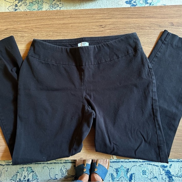 Crown & Ivy pull on sz 8 women’s jeggings,sleek, ankle, flat front, no pockets - Picture 9 of 9